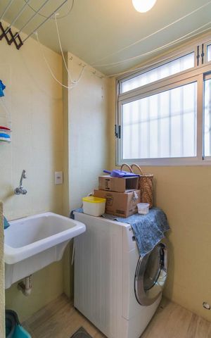 Apartamento à venda com 66m², 2 quartos e 1 vagaCozinha e Área de Serviço