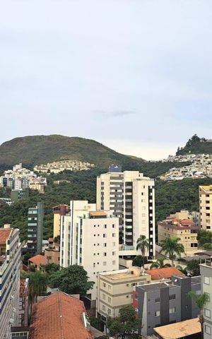 Apartamento à venda com 210m², 4 quartos e 2 vagas Apartamento à venda com 210m², 4 quartos e 2 vagasVista da Cobertura