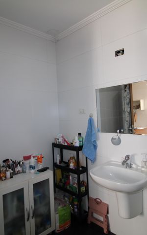 Casa à venda com 512m², 5 quartos e 3 vagasBanheiro 1