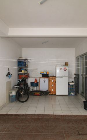 Casa à venda com 512m², 5 quartos e 3 vagasÁrea de Serviço