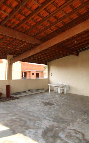 Casa à venda com 512m², 5 quartos e 3 vagasSacada