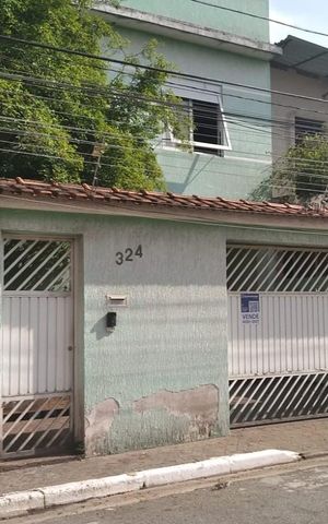 Casa à venda com 512m², 5 quartos e 3 vagasFachada
