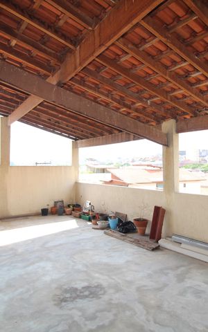 Casa à venda com 512m², 5 quartos e 3 vagasSacada