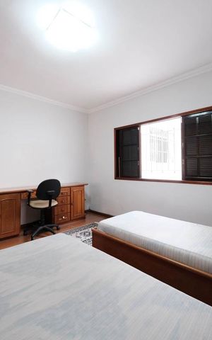 Casa para alugar com 165m², 2 quartos e 5 vagasQuarto 2