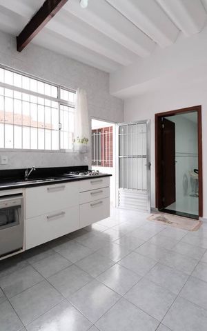 Casa para alugar com 165m², 2 quartos e 5 vagasÁrea de Serviço