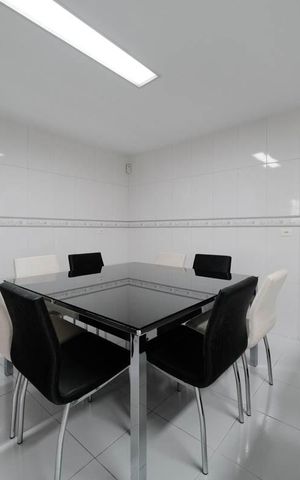 Casa para alugar com 165m², 2 quartos e 5 vagasCozinha