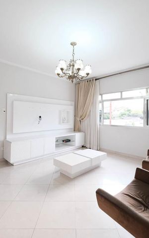 Casa para alugar com 165m², 2 quartos e 5 vagasSala
