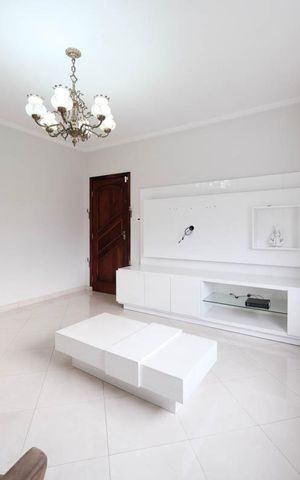 Casa para alugar com 165m², 2 quartos e 5 vagasSala