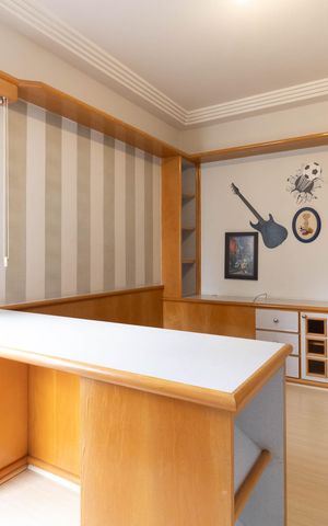 Apartamento à venda com 177m², 3 quartos e 3 vagas Apartamento à venda com 177m², 3 quartos e 3 vagasSuíte 3