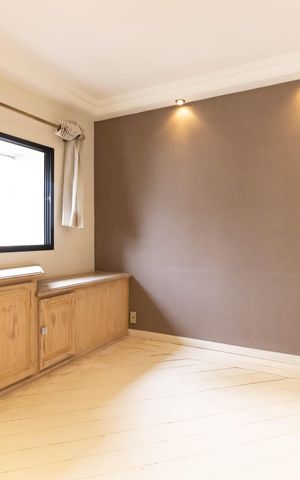 Apartamento à venda com 177m², 3 quartos e 3 vagas Apartamento à venda com 177m², 3 quartos e 3 vagasSala