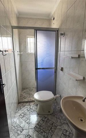 Casa à venda com 96m², 3 quartos e 2 vagas