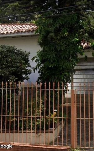 Casa à venda com 938m², 3 quartos e 5 vagas