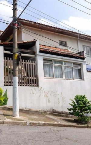 Casa à venda com 330m², 4 quartos e 5 vagas