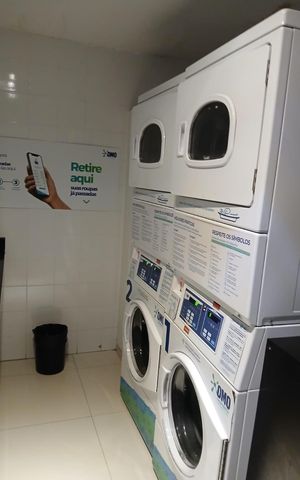 Studio à venda com 28m², 1 quarto e sem vaga Studio à venda com 28m², 1 quarto e sem vagaÁrea comum