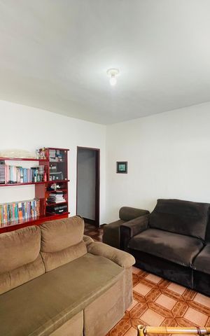 Casa à venda com 75m², 1 quarto e 2 vagas Casa à venda com 75m², 1 quarto e 2 vagasSala