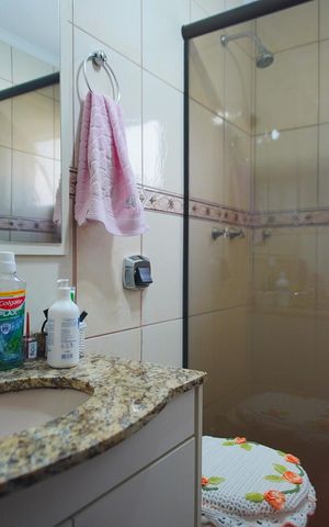 Apartamento à venda com 65m², 2 quartos e 2 vagasBanheiro da Suíte