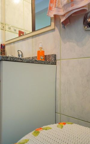 Apartamento à venda com 65m², 2 quartos e 2 vagasBanheiro Social