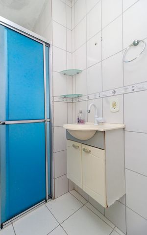 Casa à venda com 191m², 4 quartos e 4 vagas Casa à venda com 191m², 4 quartos e 4 vagasEdícula