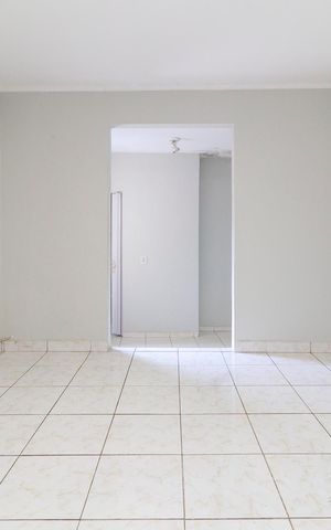 Casa à venda com 191m², 4 quartos e 4 vagas Casa à venda com 191m², 4 quartos e 4 vagasEdícula