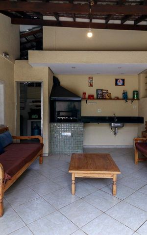 Casa à venda com 191m², 4 quartos e 4 vagas Casa à venda com 191m², 4 quartos e 4 vagasChurrasqueira
