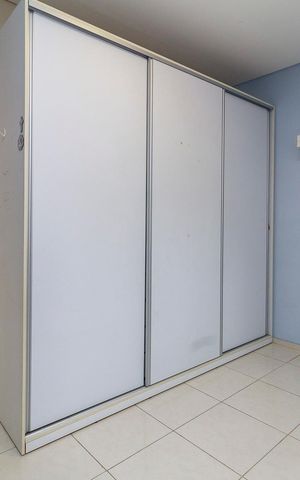 Casa à venda com 191m², 4 quartos e 4 vagas Casa à venda com 191m², 4 quartos e 4 vagasQuarto 2