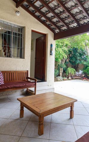 Casa à venda com 191m², 4 quartos e 4 vagas Casa à venda com 191m², 4 quartos e 4 vagasChurrasqueira