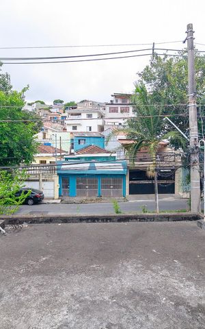 Casa à venda com 191m², 4 quartos e 4 vagas Casa à venda com 191m², 4 quartos e 4 vagasVista do Quarto 3