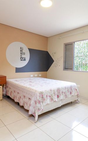 Casa à venda com 191m², 4 quartos e 4 vagas Casa à venda com 191m², 4 quartos e 4 vagasQuarto 4