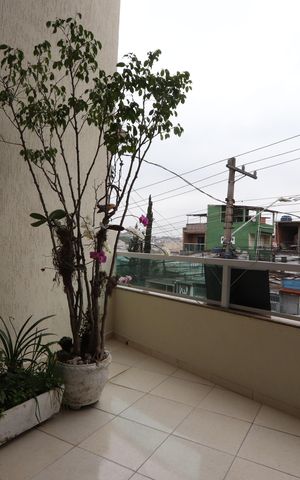 Casa para alugar com 250m², 4 quartos e 1 vagaVaranda