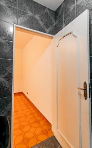 Casa à venda com 125m², 4 quartos e 2 vagas Casa à venda com 125m², 4 quartos e 2 vagasBanheiro da Suíte 1