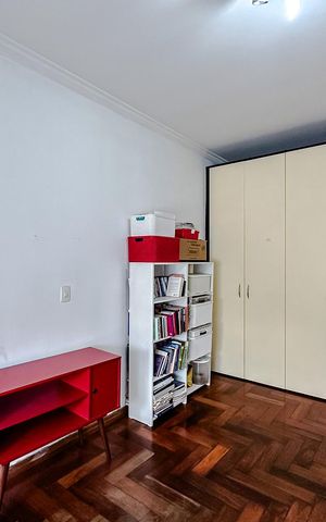 Casa à venda com 238m², 6 quartos e 4 vagasQuarto 2