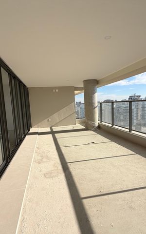 Apartamento à venda com 229m², 4 quartos e 3 vagasVaranda