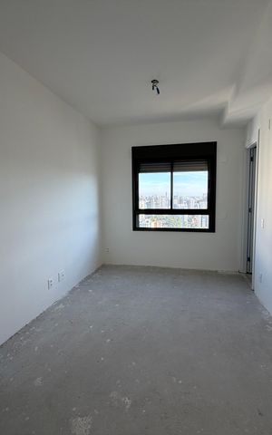 Apartamento à venda com 229m², 4 quartos e 3 vagasQuarto 2
