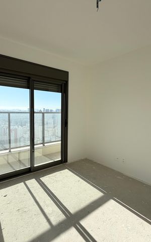 Apartamento à venda com 229m², 4 quartos e 3 vagasQuarto 1