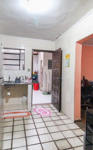 Casa à venda com 88m², 2 quartos e 1 vaga Casa à venda com 88m², 2 quartos e 1 vagaCozinha