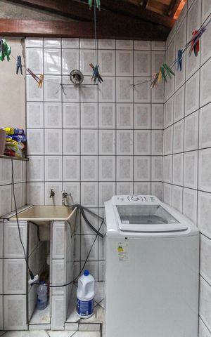 Casa à venda com 88m², 2 quartos e 1 vaga Casa à venda com 88m², 2 quartos e 1 vagaÁrea de Serviço
