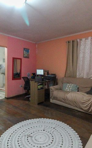 Casa à venda com 88m², 2 quartos e 1 vaga Casa à venda com 88m², 2 quartos e 1 vagaSala
