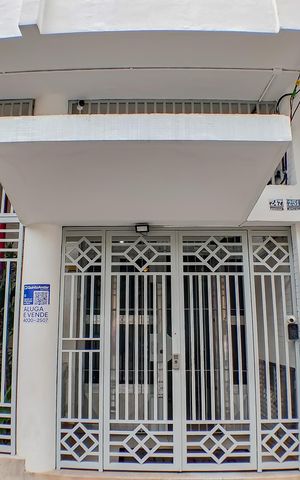 Apartamento à venda com 112m², 3 quartos e sem vaga Apartamento à venda com 112m², 3 quartos e sem vagaFachada