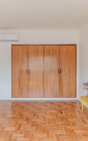 Apartamento à venda com 150m², 3 quartos e 1 vagaSuíte