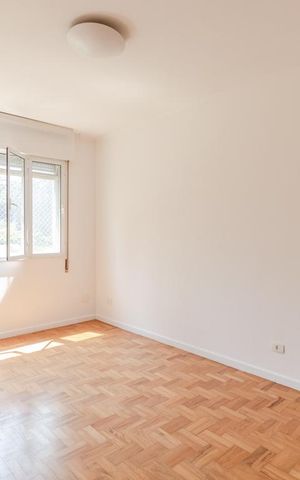 Apartamento à venda com 150m², 3 quartos e 1 vagaSuíte