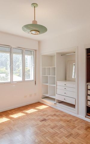 Apartamento à venda com 150m², 3 quartos e 1 vagaQuarto 2
