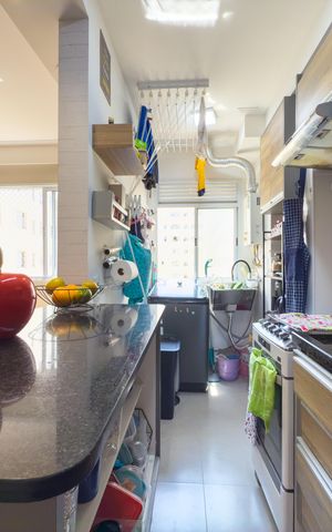 Apartamento à venda com 55m², 2 quartos e 1 vaga Apartamento à venda com 55m², 2 quartos e 1 vagaCozinha e Área de Serviço