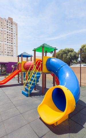 Apartamento à venda com 55m², 2 quartos e 1 vaga Apartamento à venda com 55m², 2 quartos e 1 vagaÁrea comum - Playground