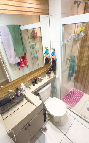 Apartamento à venda com 55m², 2 quartos e 1 vaga Apartamento à venda com 55m², 2 quartos e 1 vagaBanheiro