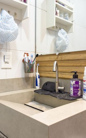 Apartamento à venda com 55m², 2 quartos e 1 vaga Apartamento à venda com 55m², 2 quartos e 1 vagaBanheiro
