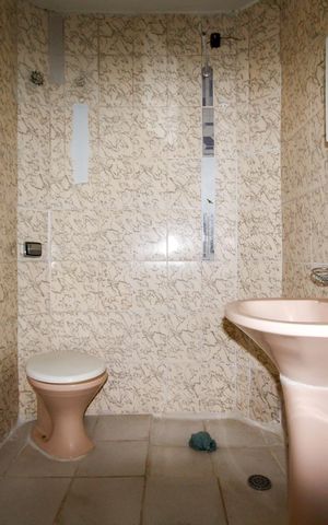 Casa para alugar com 57m², 1 quarto e 1 vaga Casa para alugar com 57m², 1 quarto e 1 vagaBanheiro Social