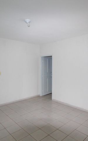 Casa para alugar com 57m², 1 quarto e 1 vaga Casa para alugar com 57m², 1 quarto e 1 vagaSala