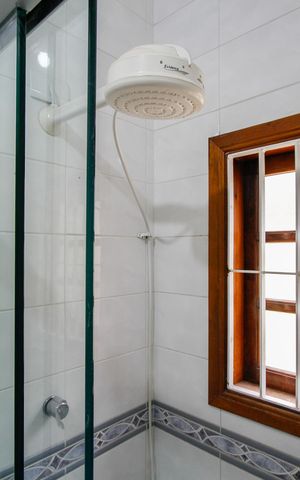 Casa para alugar com 400m², 4 quartos e 8 vagas Casa para alugar com 400m², 4 quartos e 8 vagasBanheiro