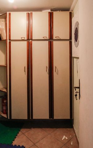 Casa para alugar com 400m², 4 quartos e 8 vagas Casa para alugar com 400m², 4 quartos e 8 vagasQuarto de Serviço 2