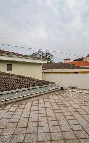 Casa para alugar com 400m², 4 quartos e 8 vagas Casa para alugar com 400m², 4 quartos e 8 vagasÁrea Externa